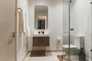 Sunset View Modern Apartment