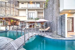 Palette Signature Hotel