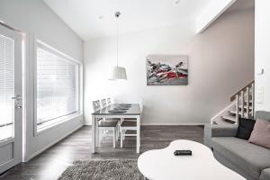 Päätyhuoneisto Skyvillas B 21