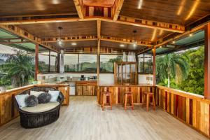 Las Cotingas Ocean View