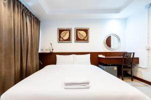 XX YON INN Sukhumvit 4 BTS Nana