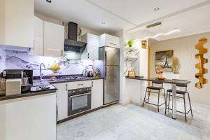 Luxury CINÉMA-BEDROOM AK04 Guéliz-TopCenter