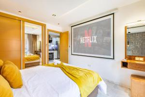 Luxury CINÉMA-BEDROOM AK04 Guéliz-TopCenter