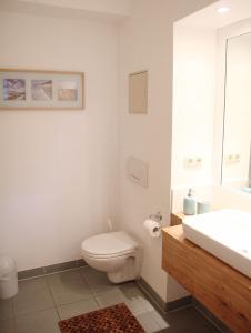 Strandstraße 32 - 04-34