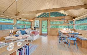 3 Bedroom Beautiful Home In Idestrup