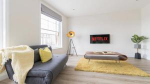 South Quay Penthouse - 2 Bed