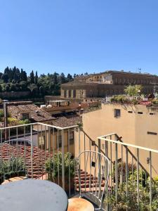 Suite with 3 terraces at Ponte Vecchio