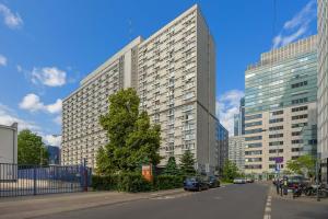 Warszawa Centre Modern Apartment Remote Working Smart TV & WiFi