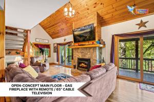 The Cabin Fairys CastleMagnificent ViewK&Q Beds