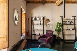 GuestHost - Vintage-Modern Apartment Trastevere