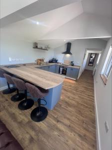 Awel Y Trydan Cottage