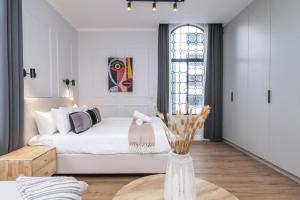 Bright City Studio in Venice House