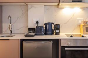 Venice House Cozy Studio in Heart of Cape Town