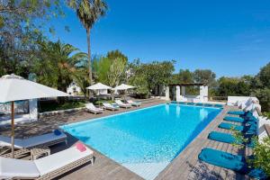 Elegant Villa Retreat in Ibizas Heart, 1041