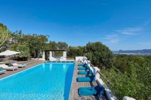 Elegant Villa Retreat in Ibizas Heart, 1041