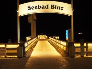 Villa Lindholm-Strandnähe -Balkon-im Zentrum von Binz 1