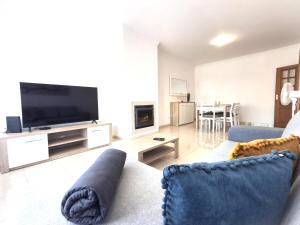 Sun Waves City Family Apartment