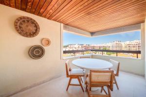 GuestReady - Sunny comfort with a balcony and pool