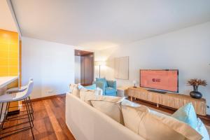 GuestReady - Sunny comfort with a balcony and pool