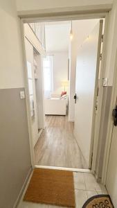 Appartements Proche Palais Des Festivals, T2 avec Mezzanine - Palmazur Vacances : photos des chambres