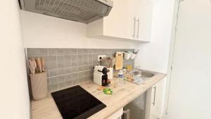 Appartements Proche Palais Des Festivals, T2 avec Mezzanine - Palmazur Vacances : photos des chambres