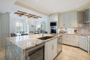 Starfish Legacy villa by Peace Vacations