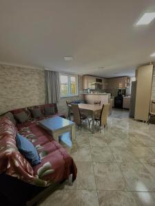 Gogas Guesthouse Tskaltubo