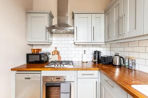 Super Chic 1-Bedroom Urban Hideaway