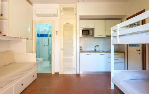 Nice Apartment In Costa Paradiso