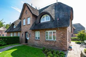 Haus Birdie 1 - 4hvězdičkové hotely ve městě Nieblum