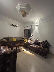 Appartement 2 Chambres Confortable à Jnane Awrad Calme & Sécurité