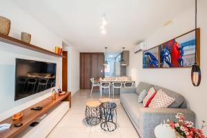 Apto Porto Smeralda Guarajuba c varanda - PSMC003