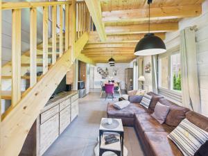 Chalets Le Chalet du Pere Michel, Jacuzzi, Sauna, Jardin : photos des chambres