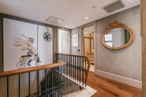 Eva Bosphora Waterfront Living