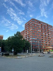 Square 25 Apartments