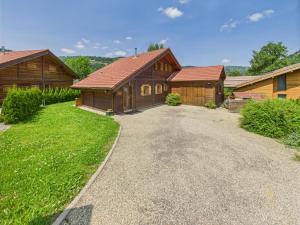 Chalets Le Chalet du Pere Michel, Jacuzzi, Sauna, Jardin : Chalet 3 Chambres