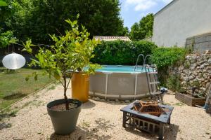 Maisons de vacances Maison independante Piscine Jardin Climatisation : photos des chambres