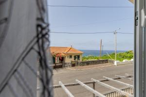 Coastal São Vicente Mountain & Sea View Hideaway with Free Parking