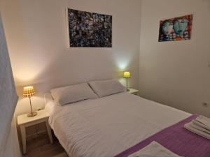 Superb one bedroom apartment with sea view