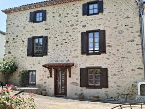 Gite Familial aux portes de Foix "Le Coulhòu"- Ariège- 6 personnes