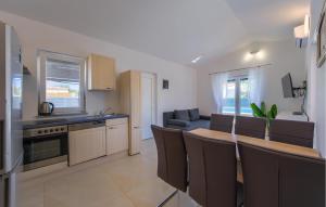 Amazing Home In Vodnjan