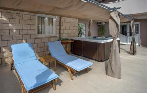 Awesome Home In Imotski 