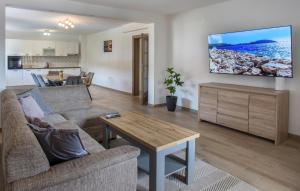 Awesome Home In Imotski 