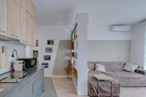 Modern Flat Along the Adriatic Seaview