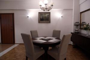 Koukaki Athens 2 bedrooms flat next to Acropolis