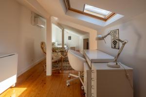 Bairro Alto Tiny Studio by Homing