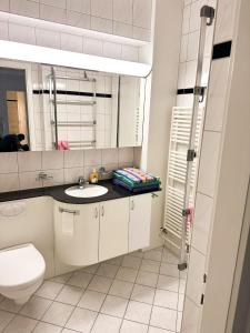 Royal Stay - Spacious City Apartment - Best Location Bern