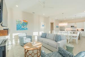 Mod Cottage by Sun Palace Vacations