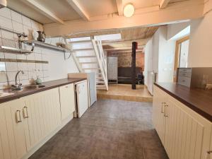 Lodges Les Grangeonnes, gites nature, piscine, bain nordique, sauna pour accueil familiale ou de groupe : Villa Standard
