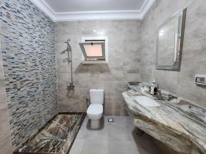 داون تاون العالمين الجديده